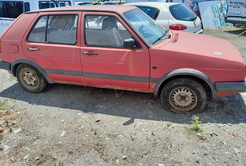 VW Golf 1.6D снимка 2