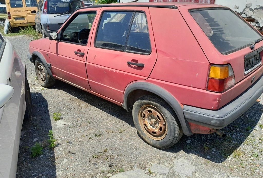 VW Golf 1.6D снимка 4