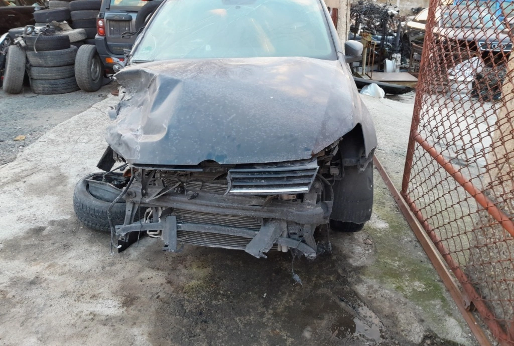 VW Polo 1.0i снимка 8