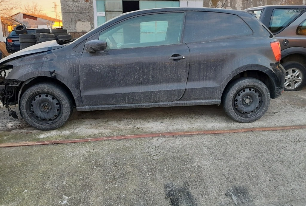 VW Polo 1.0i