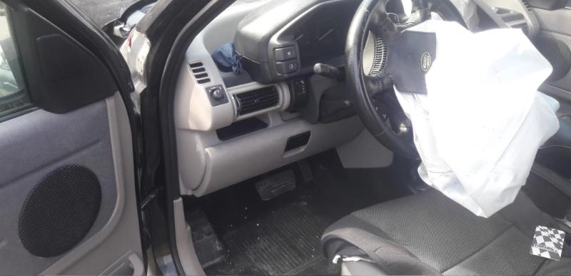 Land Rover Freelander 2.0D снимка 4
