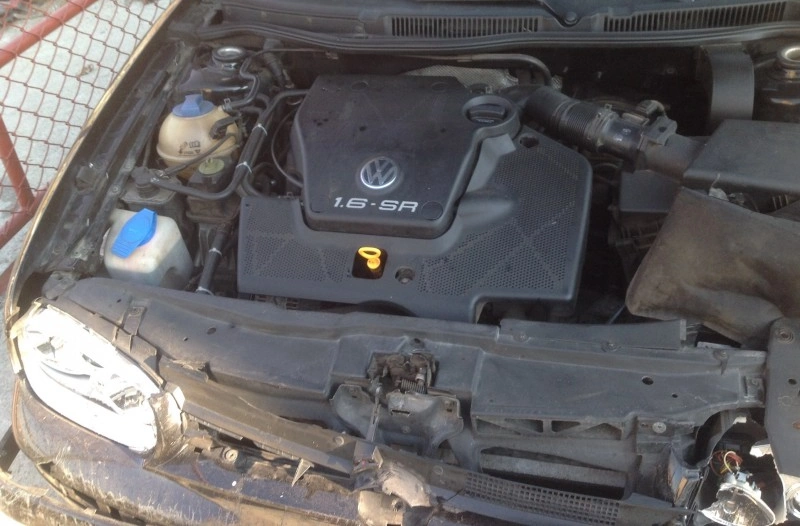 VW Golf 1.6i снимка 3