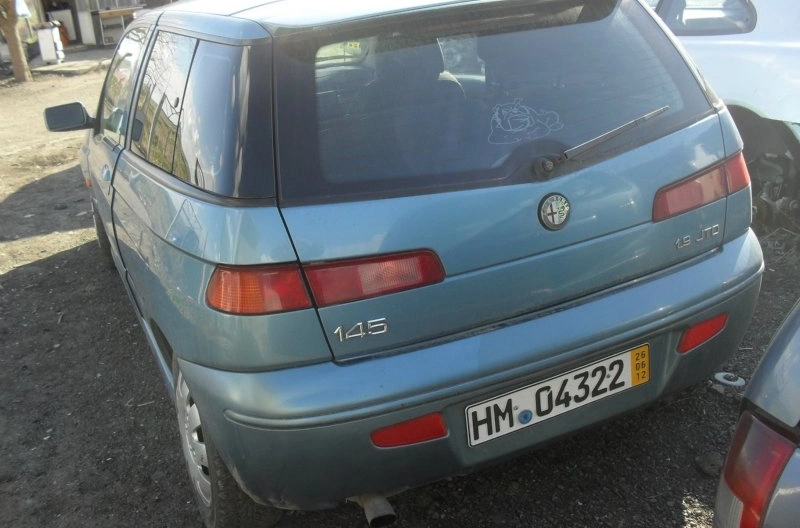 Alfa Romeo 145 снимка 3