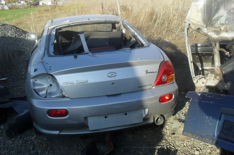 Hyundai Coupe