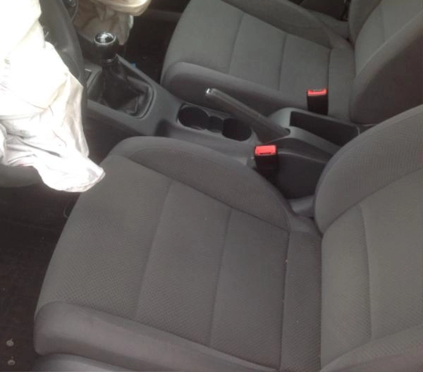 VW Golf 16i снимка 6
