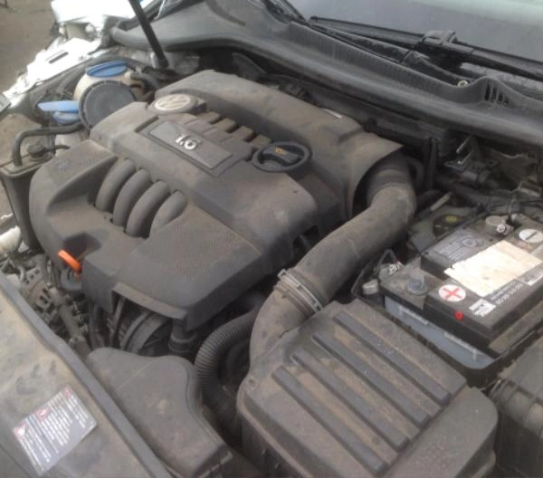 VW Golf 16i снимка 8