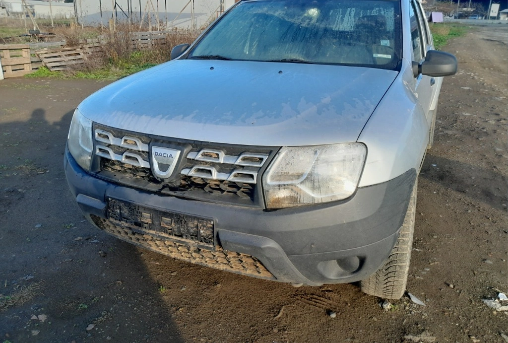Dacia Duster 1.6i снимка 2