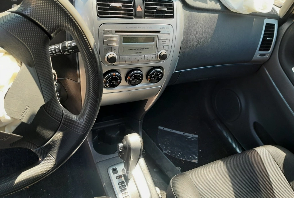 Suzuki Liana 1.6i 4×4 снимка 3