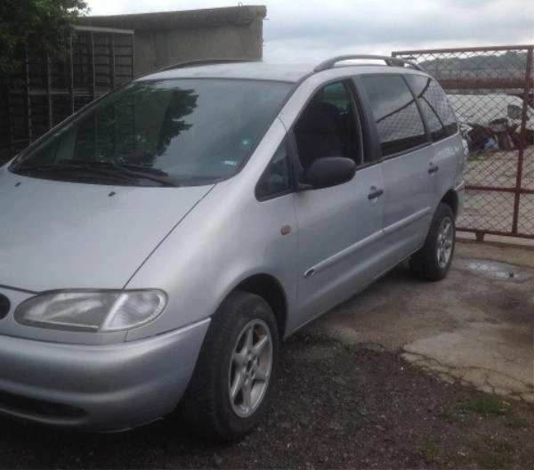Ford Galaxy 1.9TDI снимка 2