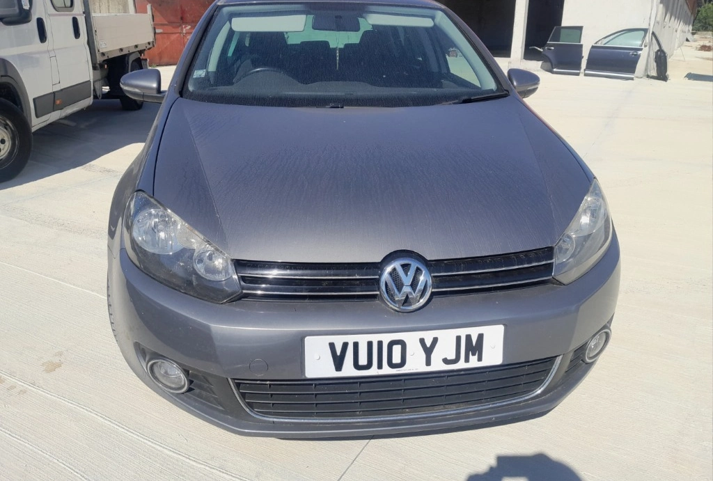 VW Golf 2.0TDI снимка 2