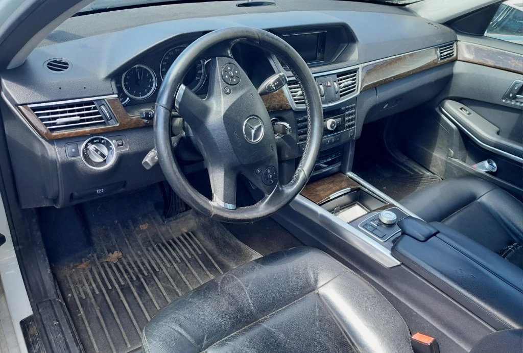 Mercedes-Benz E 200 200CDI снимка 7