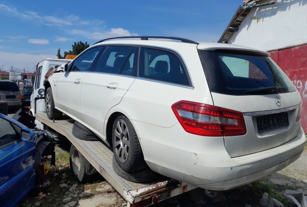 Mercedes-Benz E 200 200CDI