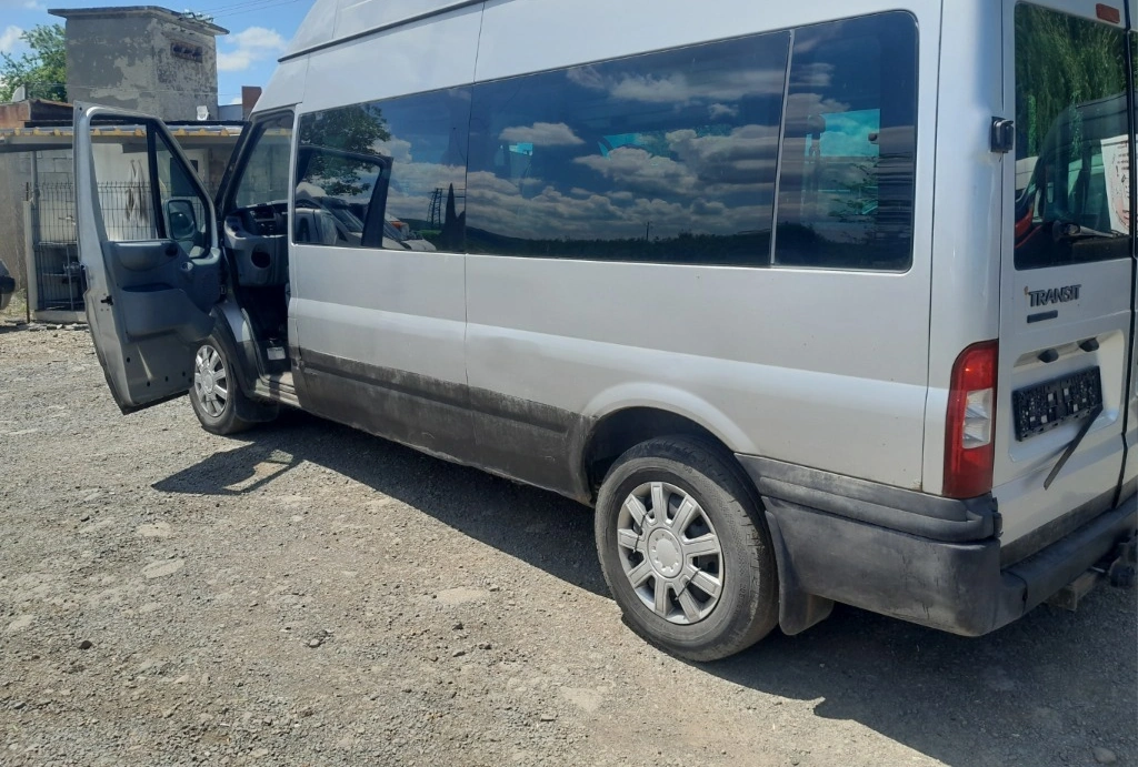 Ford Transit 2.2TDCI снимка 2