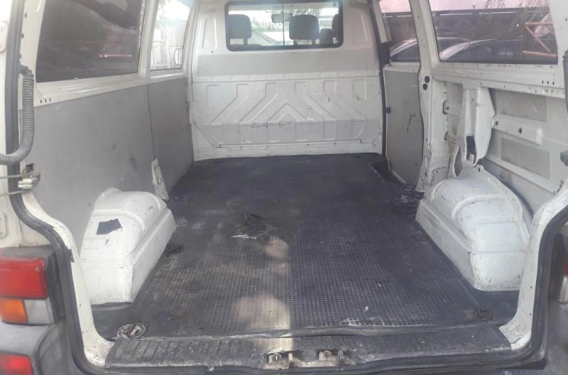VW T4 2.5TDI снимка 2