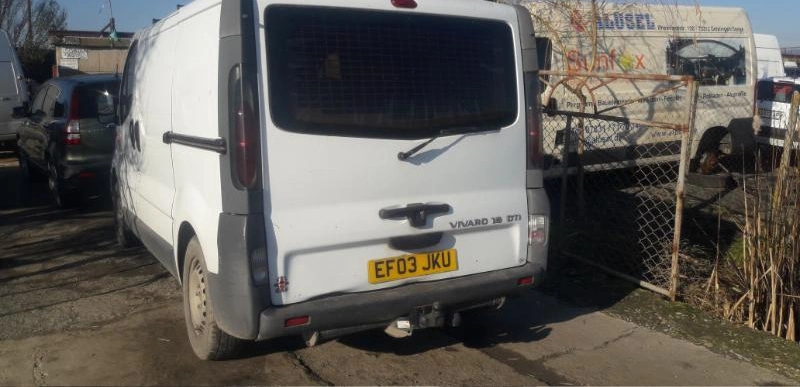 Opel Vivaro 1,9DCI снимка 6