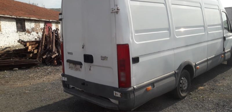 Iveco 35c15 2.3tdi снимка 3
