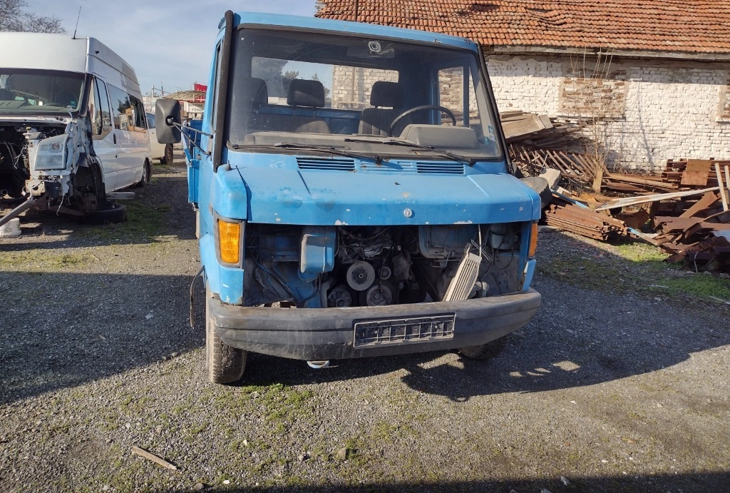 Mercedes-Benz 308 308D снимка 2