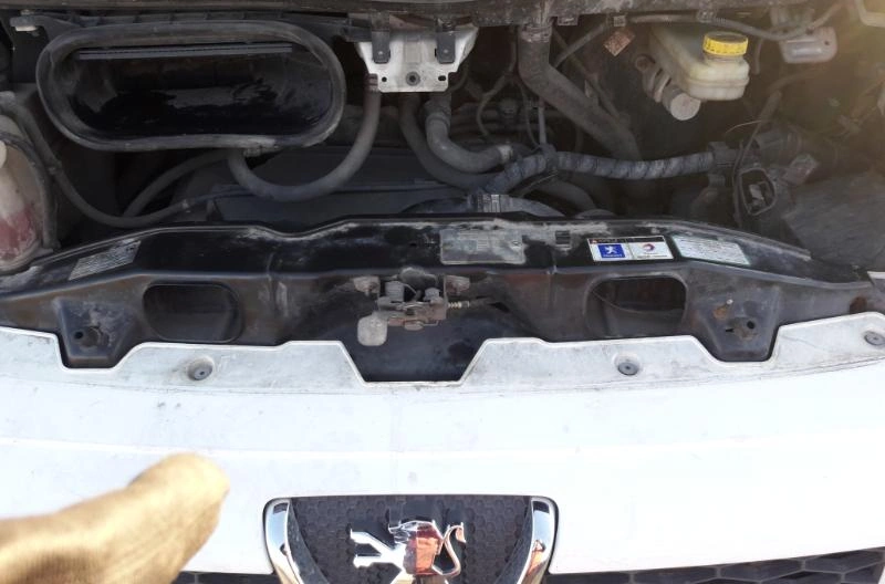 Peugeot Boxer 2.2HDI снимка 2