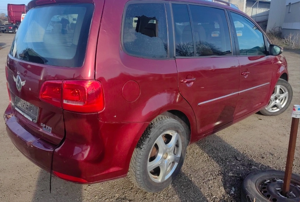VW Touran 2.0CR DSG снимка 7