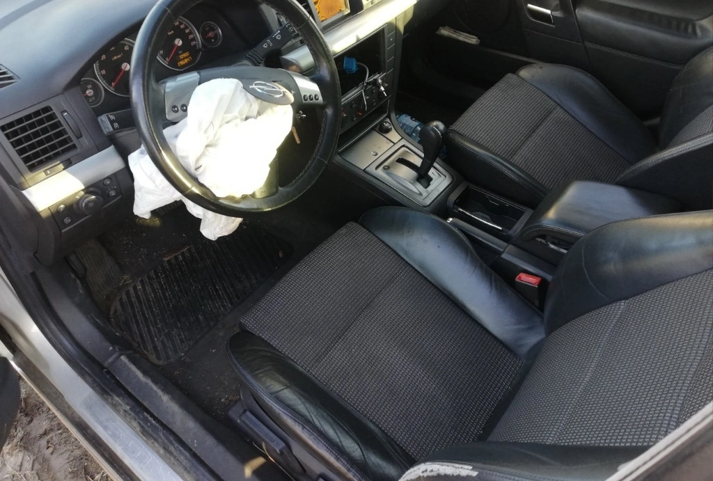Opel Vectra 2.2CDTI снимка 5
