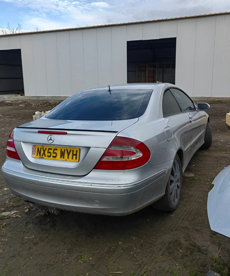 Mercedes-Benz CLK 270 2.7CDI снимка 5