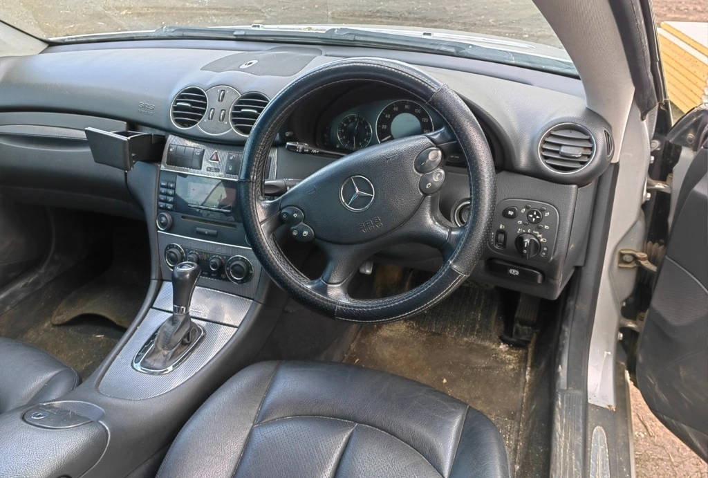 Mercedes-Benz CLK 270 2.7CDI снимка 7