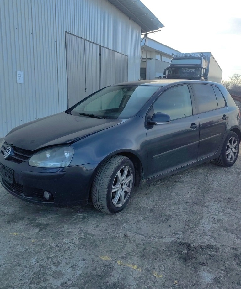 VW Golf 1.9TDI BKC снимка 2
