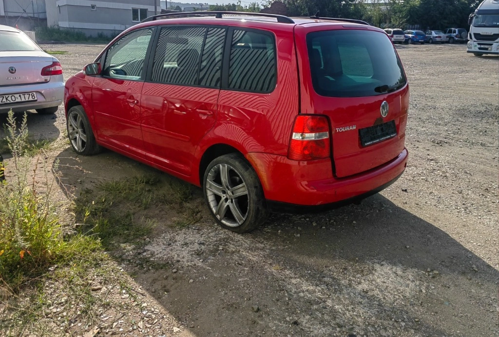 VW Touran 1.9TDI BLS снимка 5