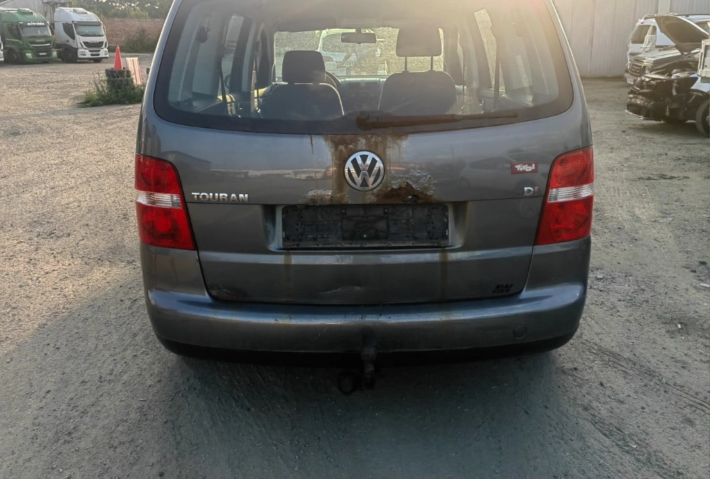 VW Touran 2.0TDI BKD снимка 6