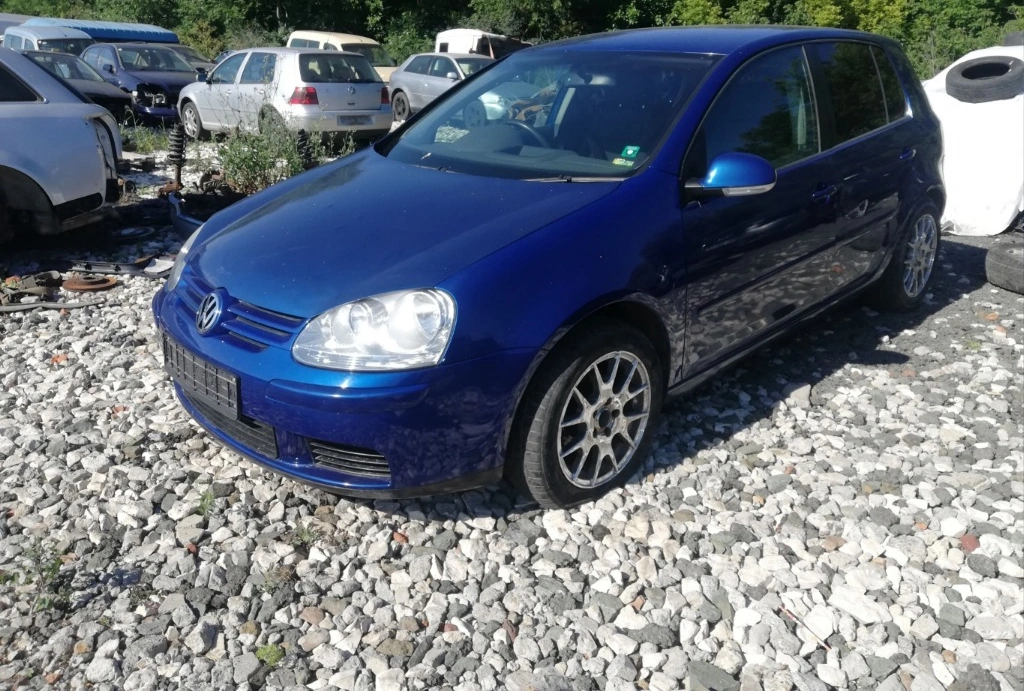 VW Golf 1.6FSI BAG