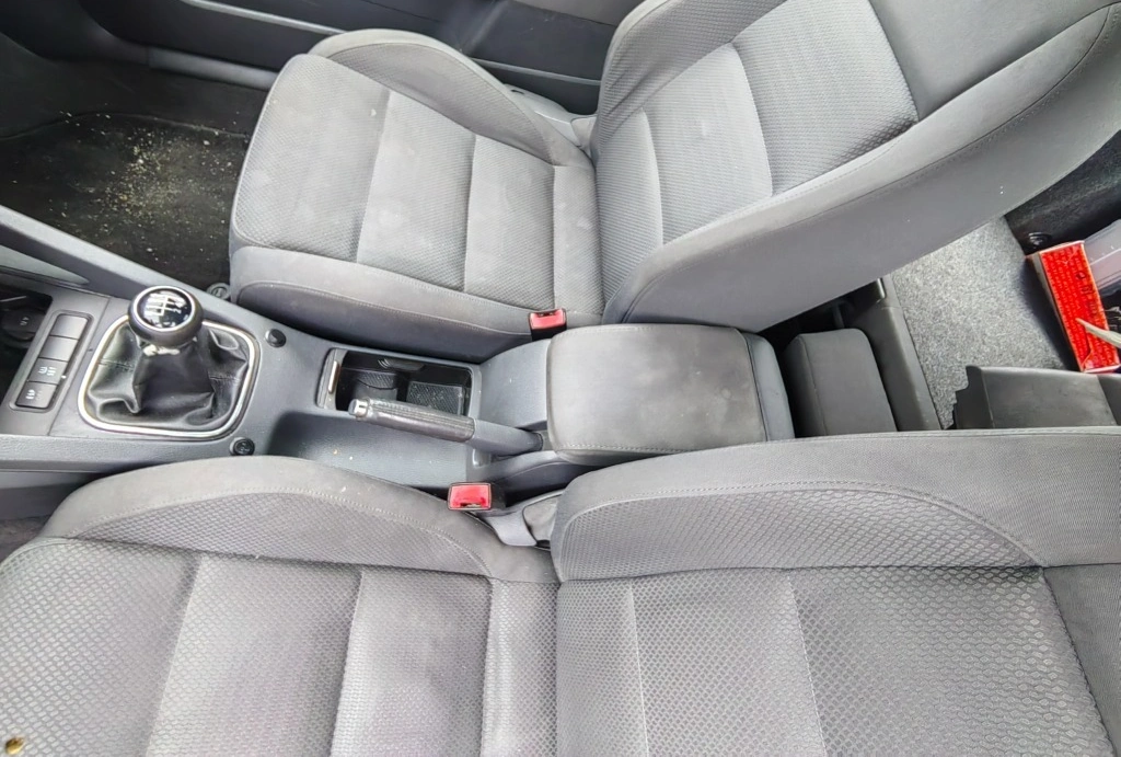 VW Golf 1.6FSI снимка 8