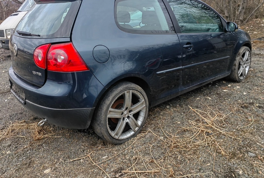 VW Golf 1.6FSI снимка 6