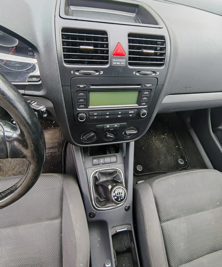 VW Golf 1.6FSI снимка 7