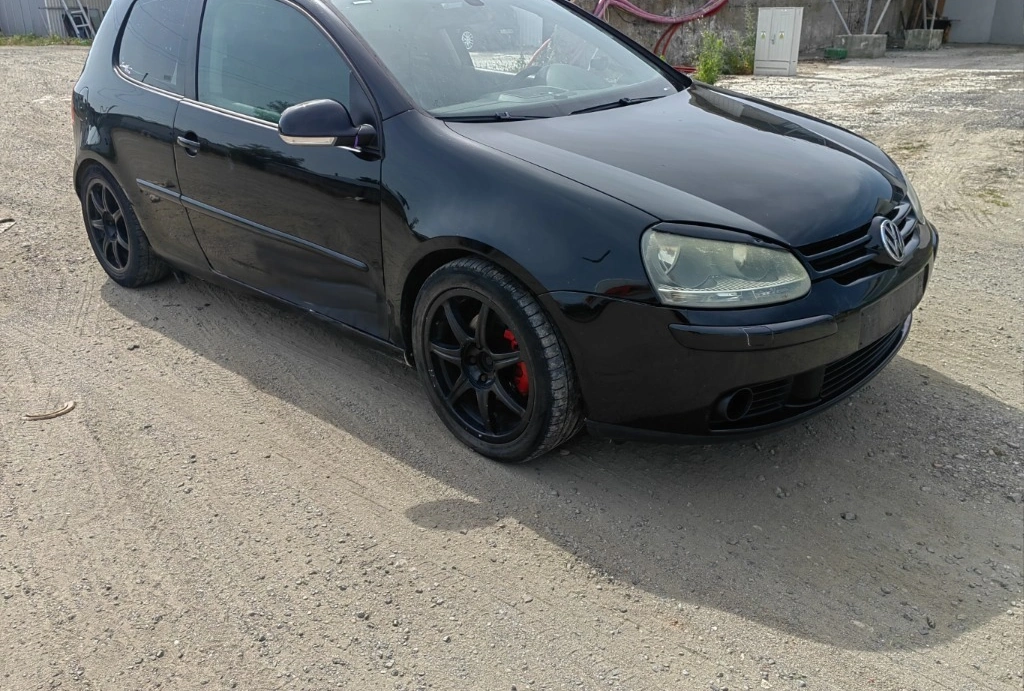 VW Golf 1.6FSI снимка 2