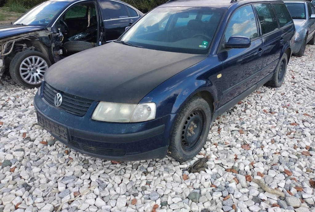 VW Passat 1.9TDI снимка 2