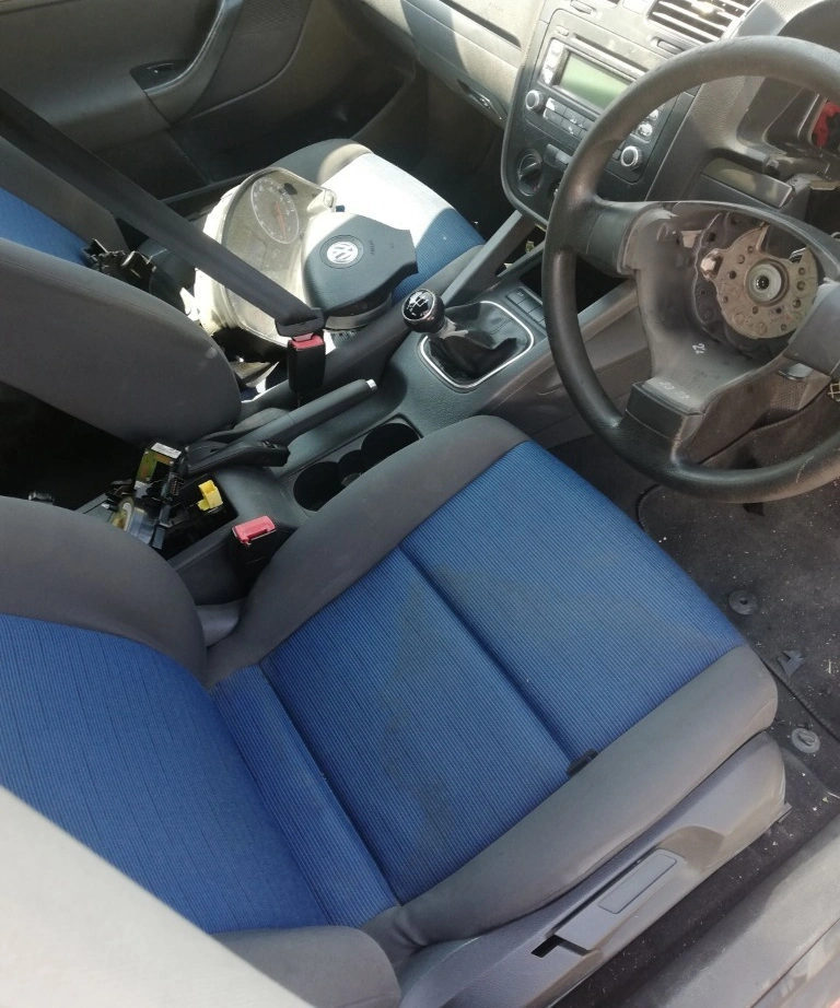 VW Golf 1.9TDI BKC снимка 5