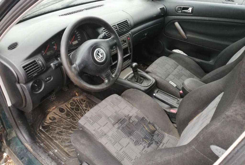 VW Passat 1.9TDI снимка 8