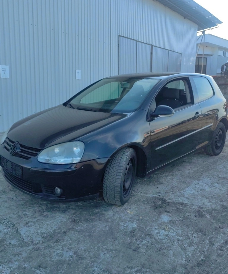 VW Golf 1.6FSI снимка 5