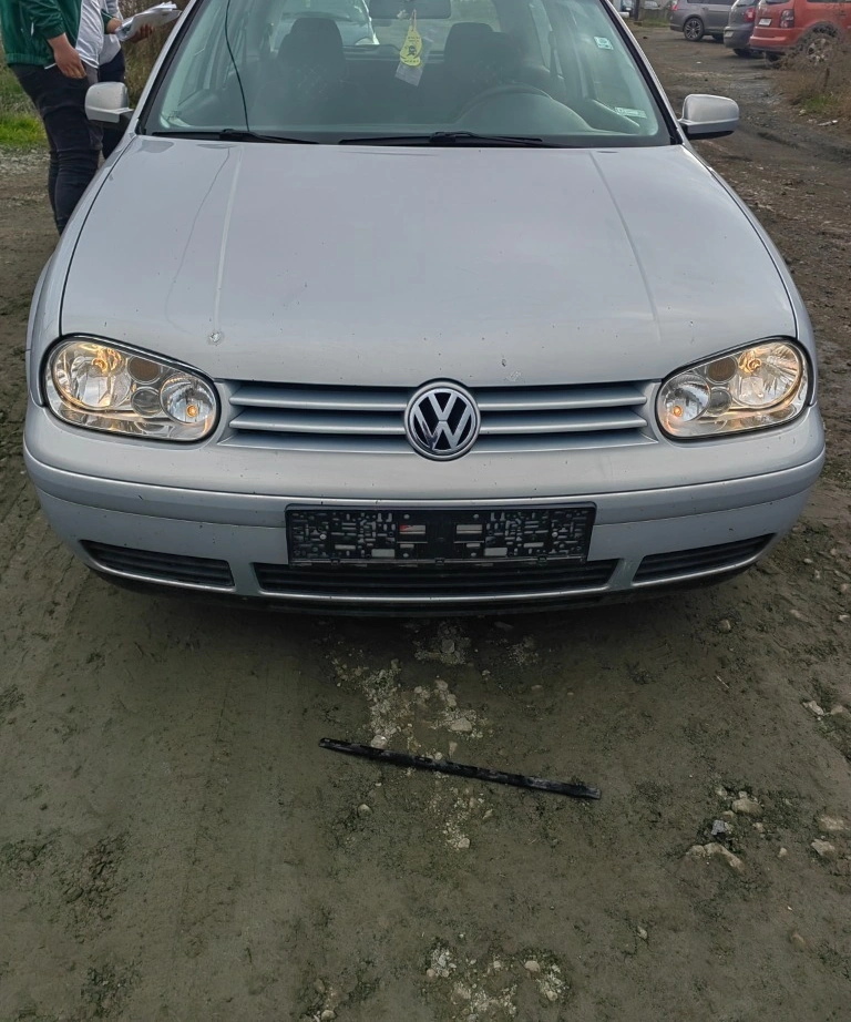 VW Golf 1.6i снимка 2