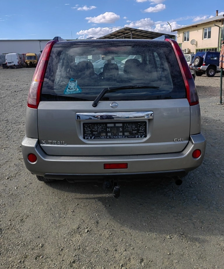Nissan X-Trail 2.2 снимка 3