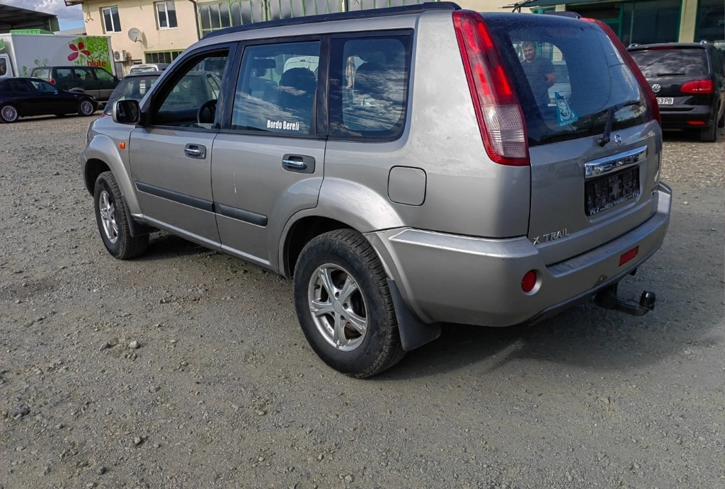 Nissan X-Trail 2.2 снимка 5