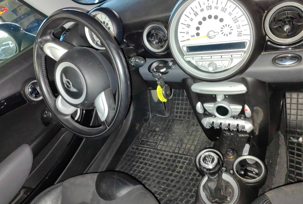 Mini Cooper 1.6 снимка 6