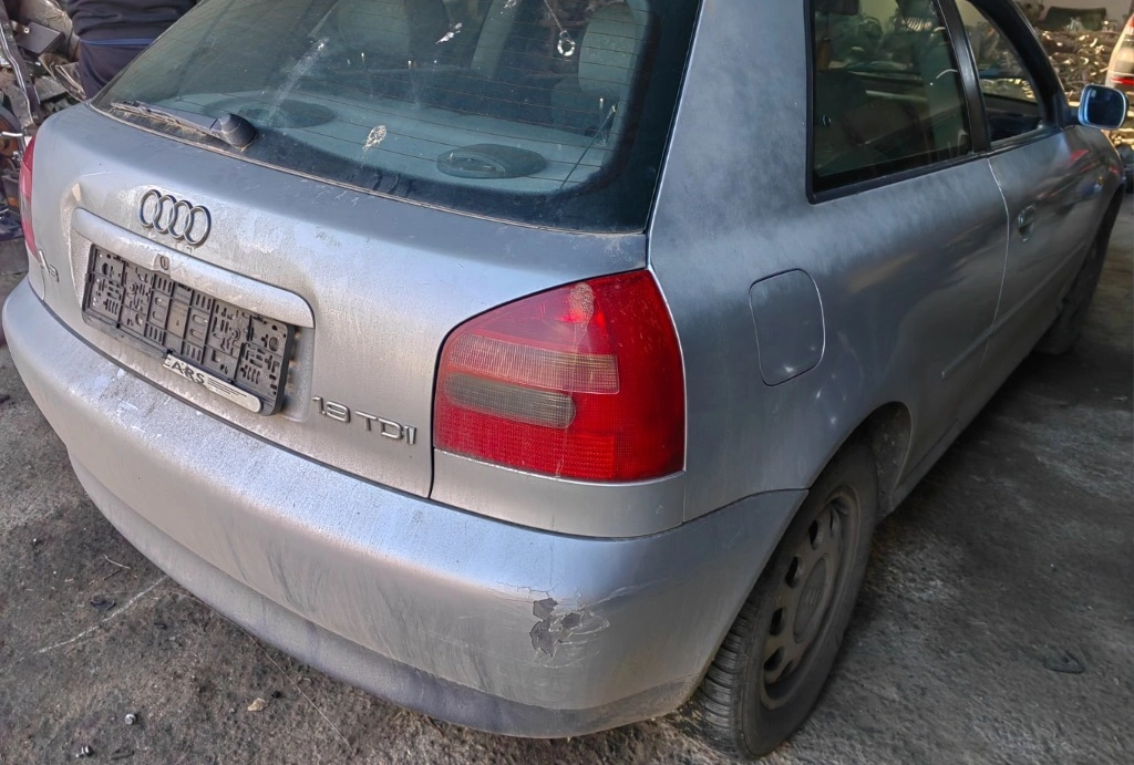 Audi A3 1.9TDI снимка 7