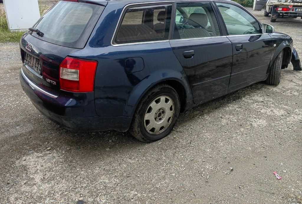 Audi A4 1.9TDI снимка 6