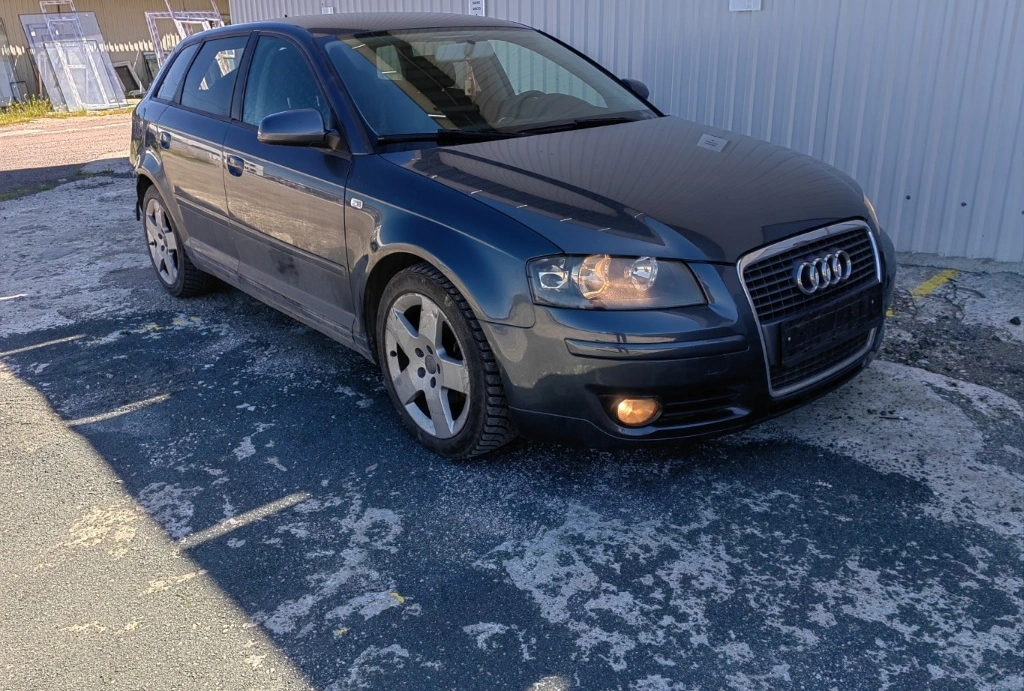 Audi A3 Sportback 2.0TDI снимка 2