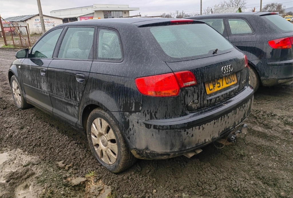 Audi A3 Sportback 1.9TDI BLS BKC снимка 5