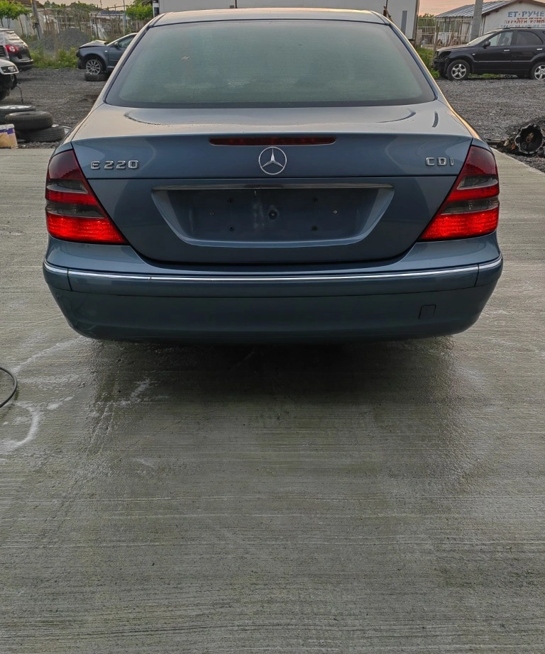 Mercedes-Benz E 220 2.2CDI 646 снимка 5