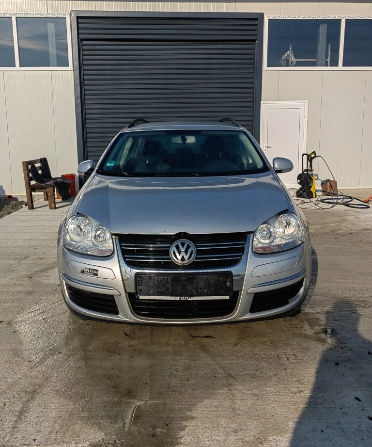 VW Golf 1.9 BLS снимка 2