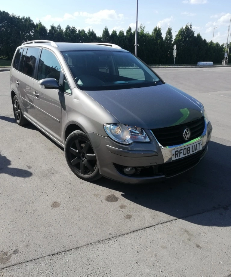 VW Touran 1.9TDI 6скорост снимка 7