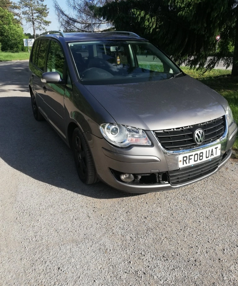 VW Touran 1.9TDI 6скорост снимка 6